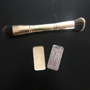 Maskcara Power Powder Brush with Vanilla Dust